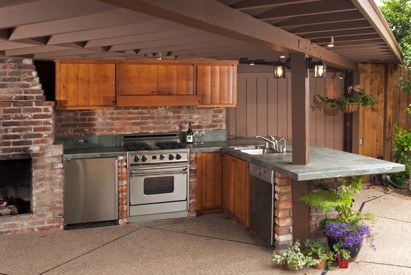 Outdoorkitchen4.jpg