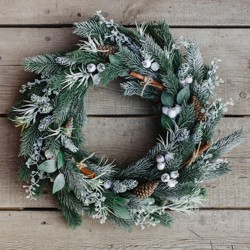 image 4_wreath.jpg