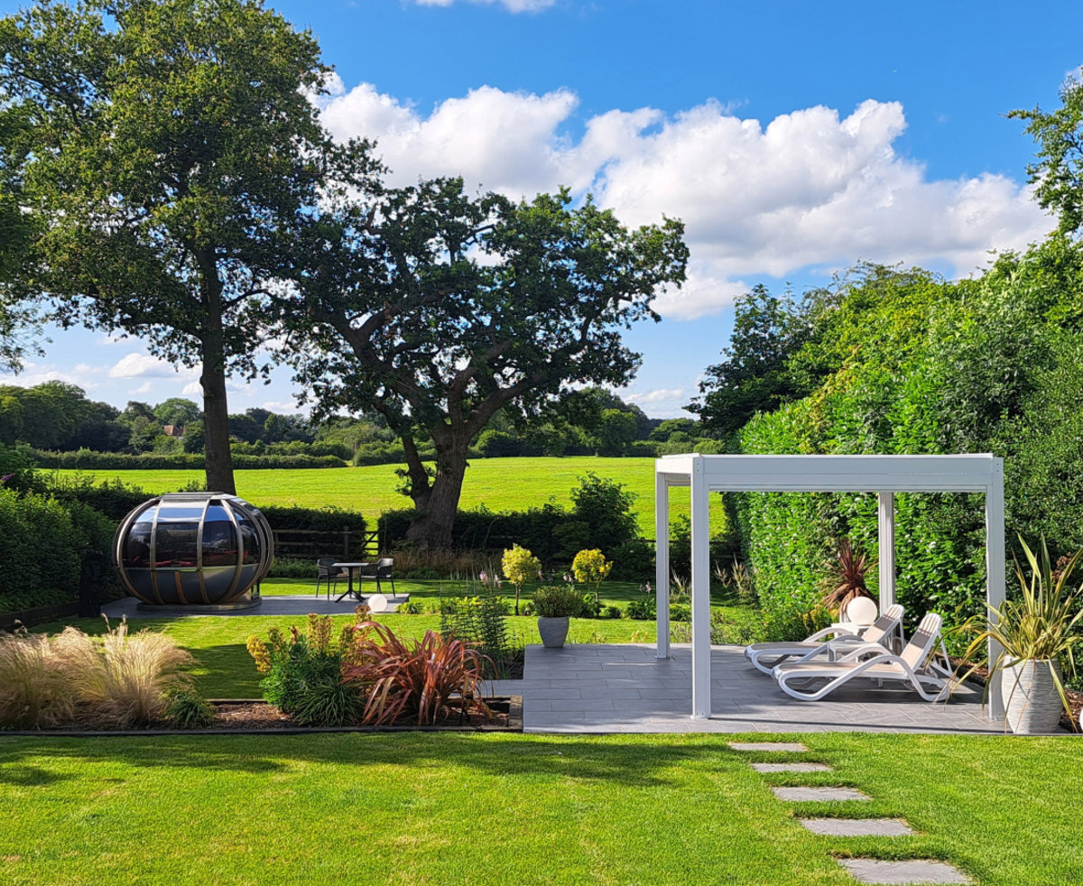 Grey & White Garden