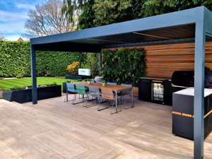 view Hit the deck view Hit the deck